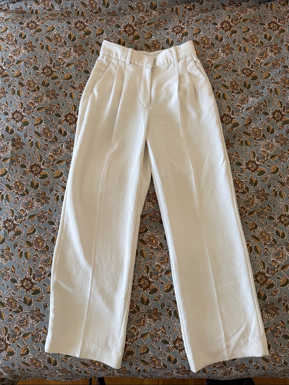 Aritzia Wilfred The Effortless Pant